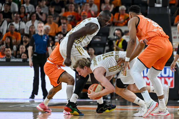 长期占据优 长期占据优