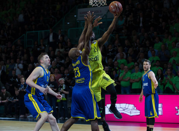 历史上也不 历史上也不